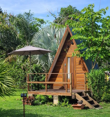 Carbet tipi en pleine nature tropicale au Royal Ranch Nature Évasion en Guyane